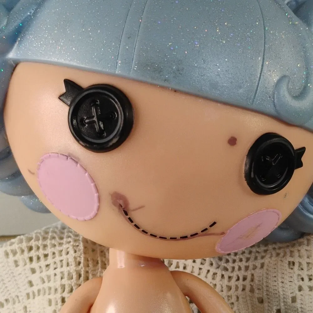 Lalaloopsy Ice Queen 12 in Doll Blue Curly Hair Button Eyes